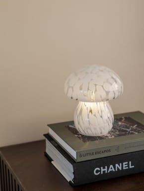 Prospectt-mushroom-led-lamp-white-lievelings.jpg